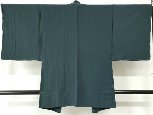 黒緑色
