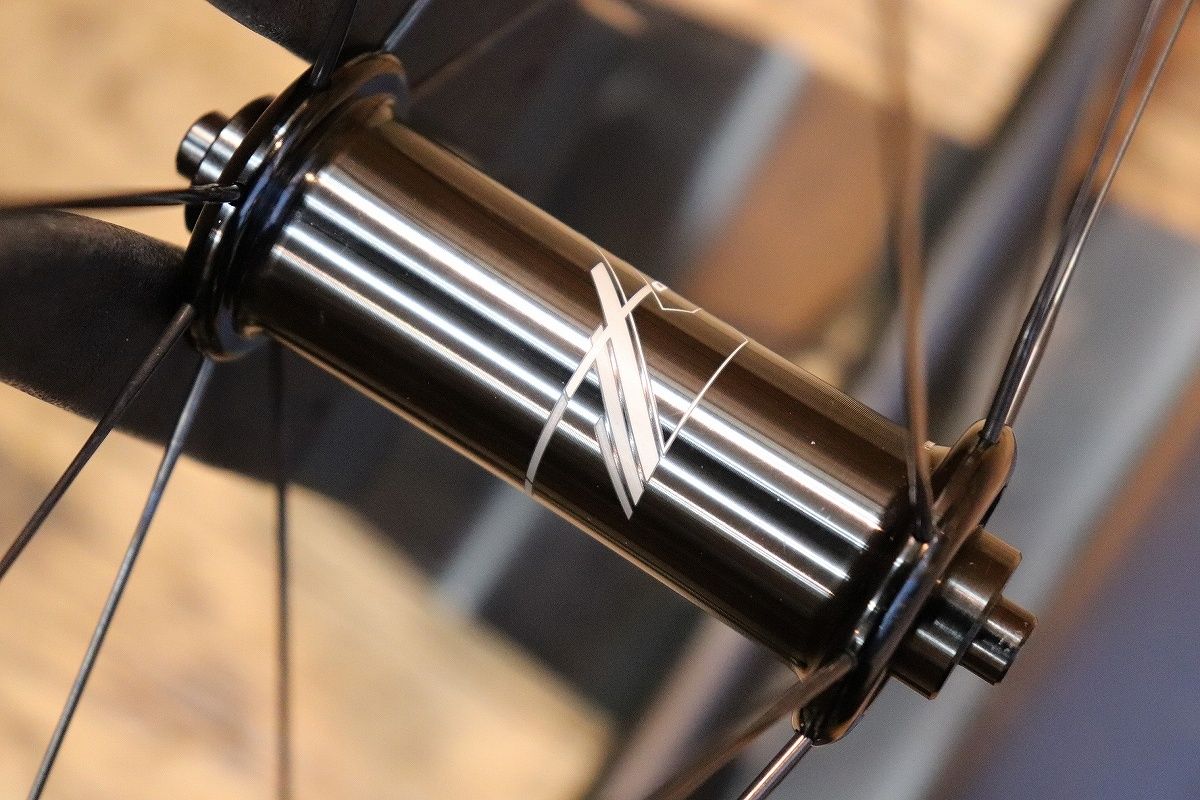 チューブレスレディ