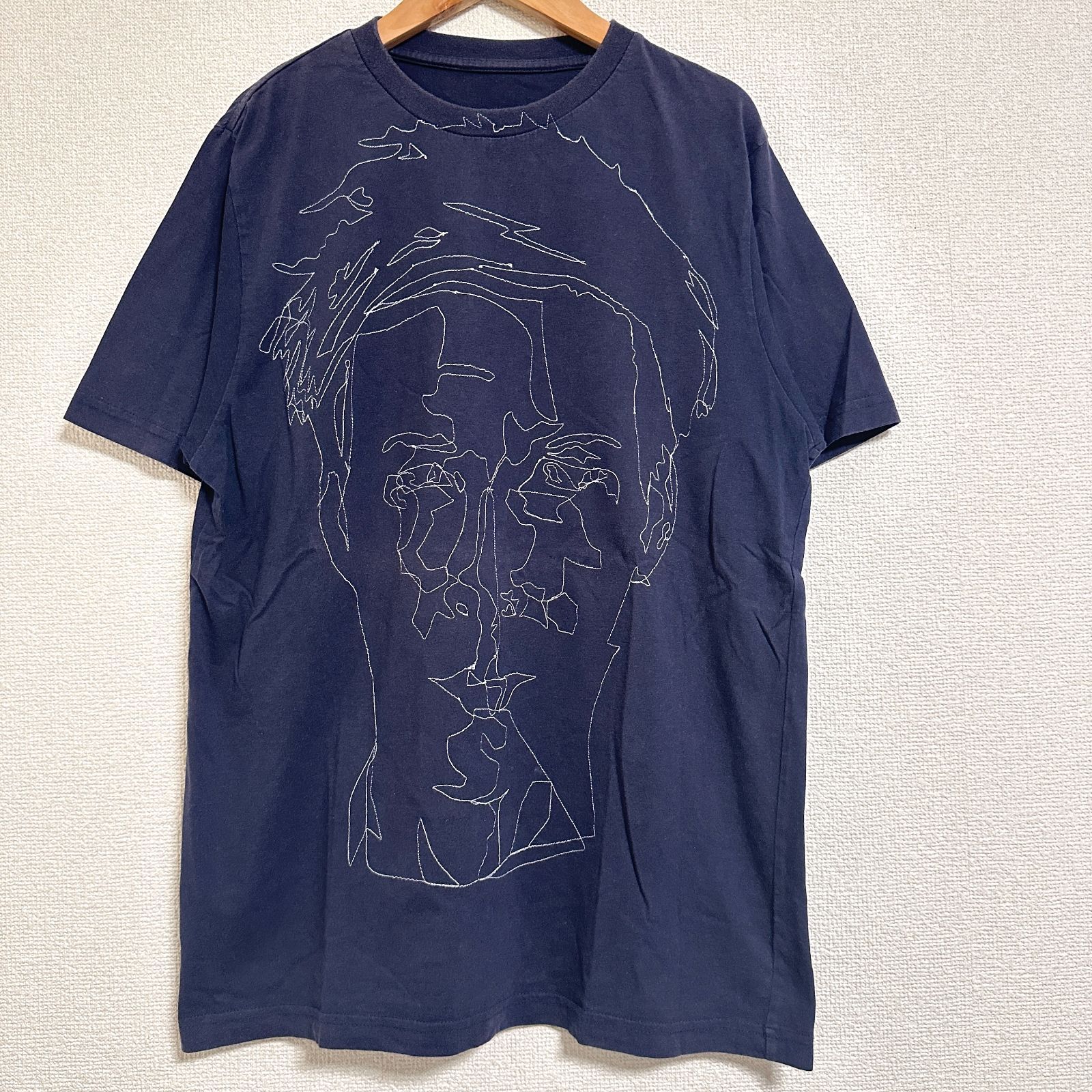 BLESS N°09 Stitched Starcut フェイス刺繍Tシャツ M ネイビー