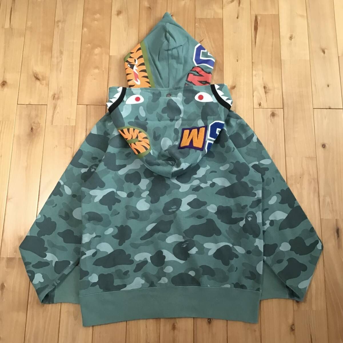 APE パーカー 迷彩 大人気 A BATHING APE ABC CAMO SHARK HALF ZIP PULLOVER HOODIE