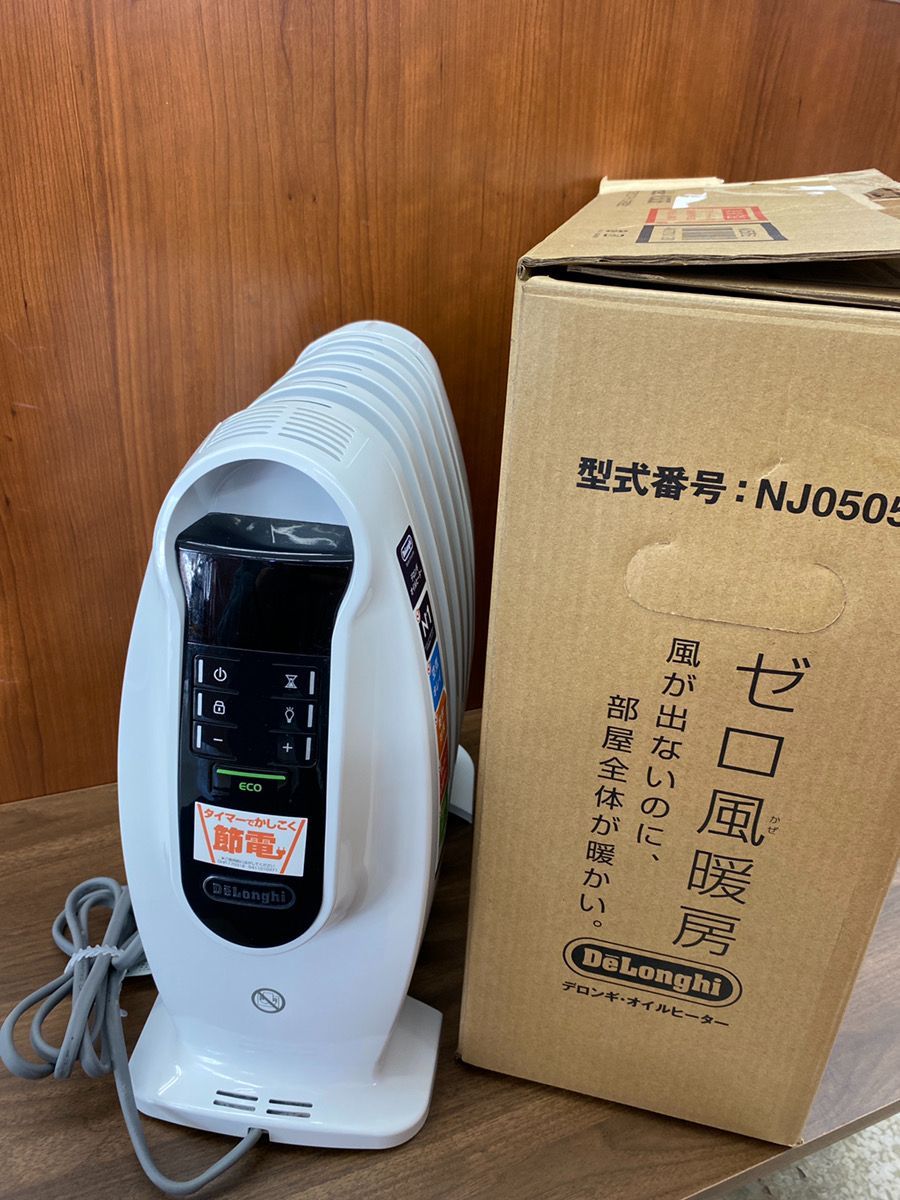 DeLonghi デロンギ オイルヒーター NJ0505E 500W 1〜3畳 デロンギ