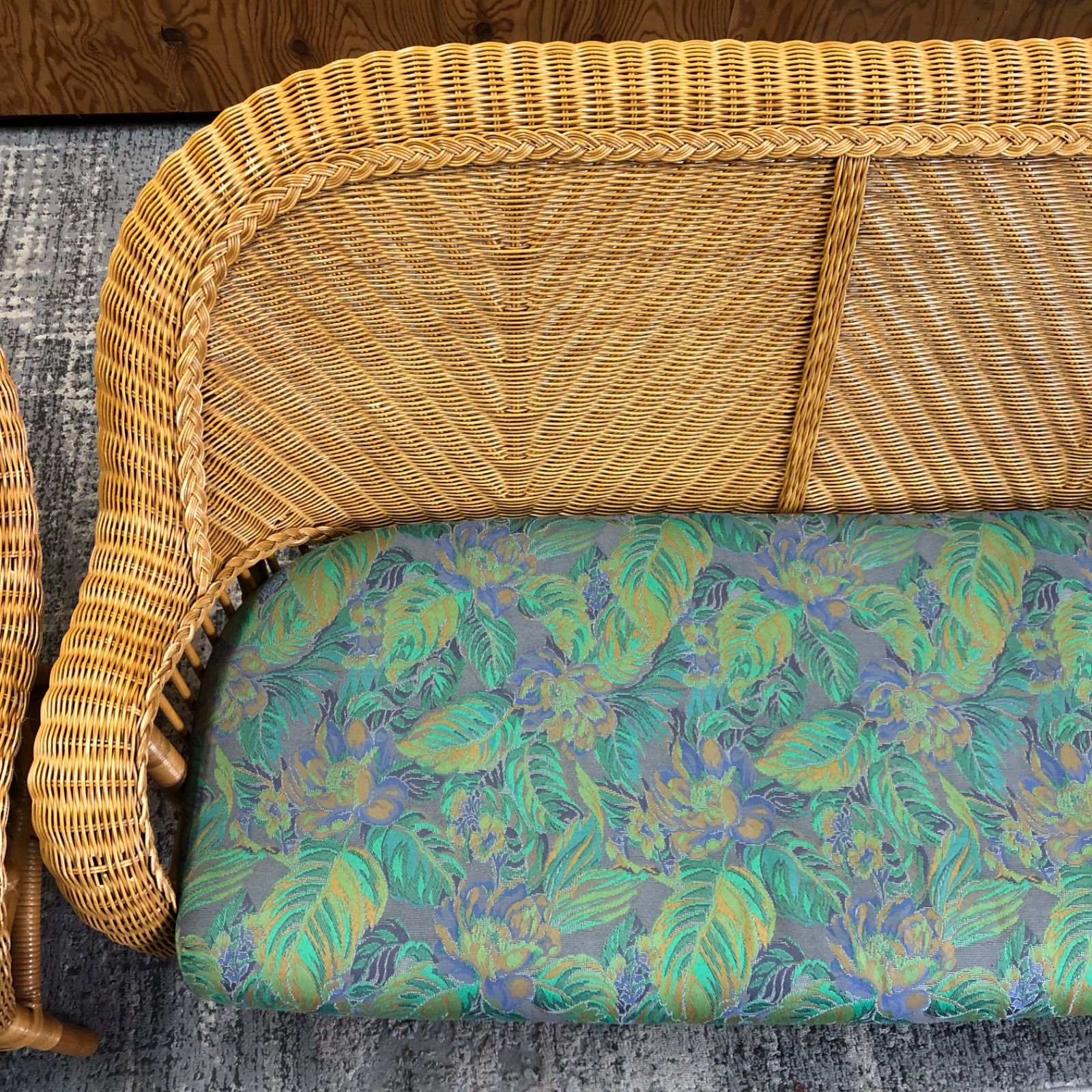 エスニック 直接