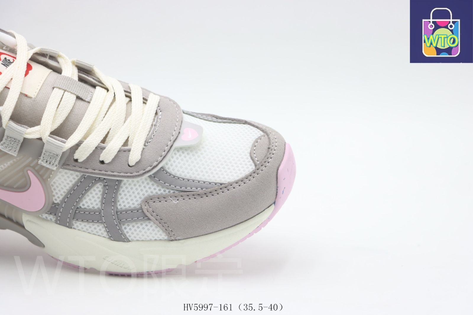  今日 ナイキのランニングシューズ 白とピンク HV 5997 - 161-WTO輸入0 スニーカー キッズシューズ