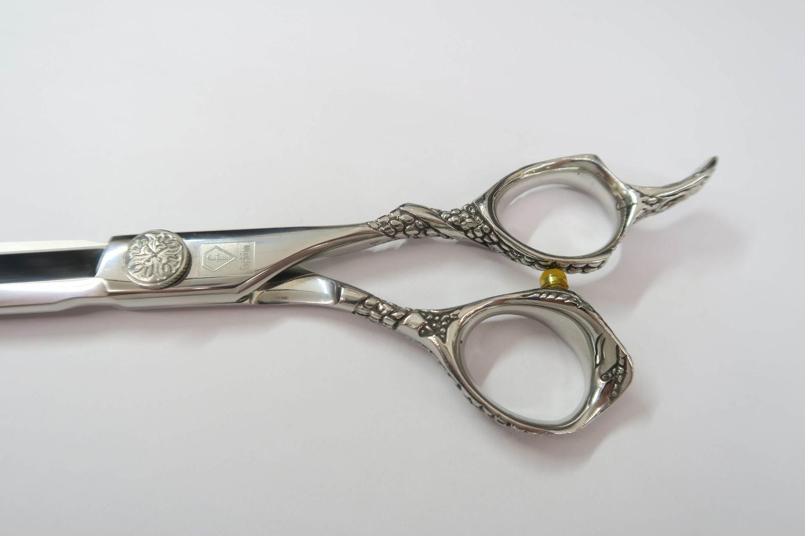 Bランク【fashion】 T1-65H シザー 美容師・理容師 6.6インチ 右利き