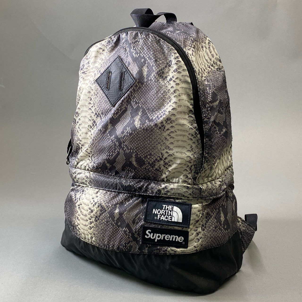 supreme✖︎THE NORTH FACE 18SS バックパック スネーク柄
