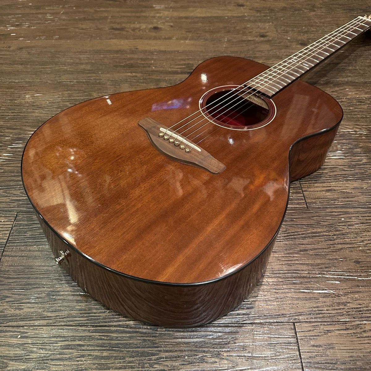 Guitar アコースティックギター