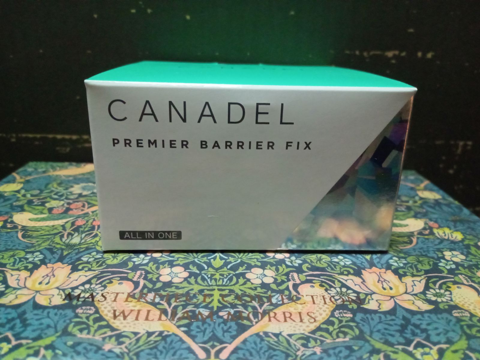 【未使用品】CANADEL カナデル プレミアバリアフィックス 58g 3個 CANADEL 【医薬部外品 ゆらぎ敏感肌ケア*1】 プレミアバリア
