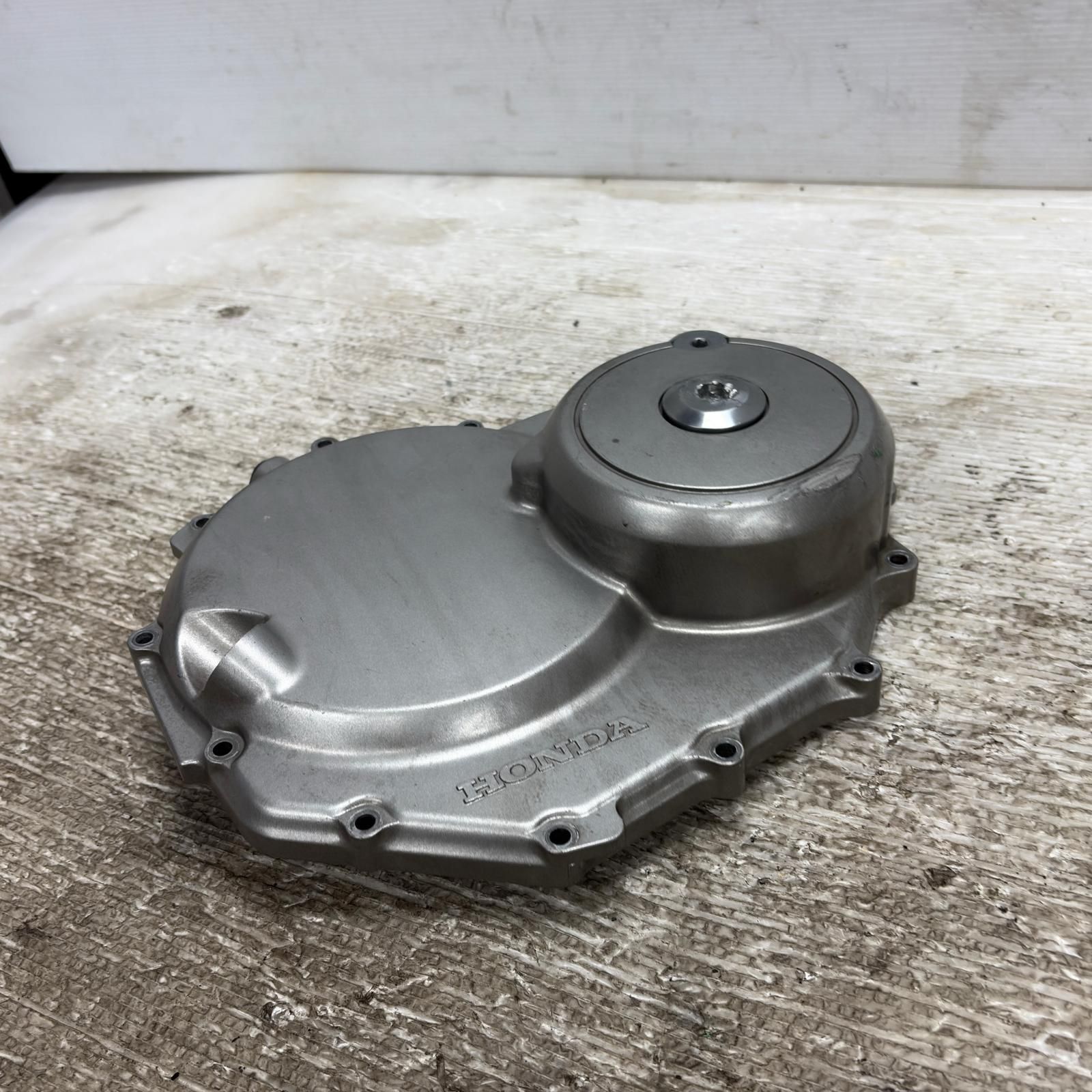 HONDA ホーネット250 MC31 クラッチカバー ホンダ - メルカリ