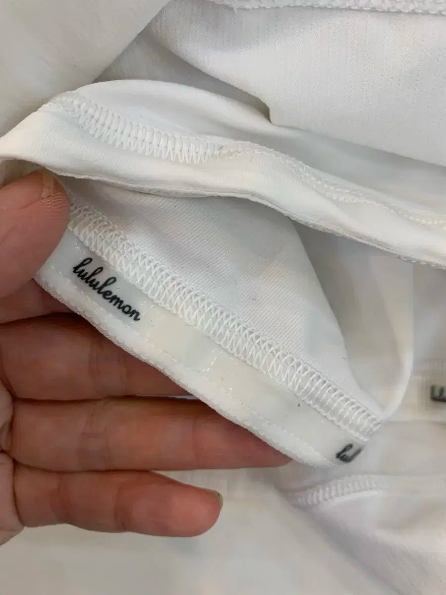 ルルレモン テニススカート