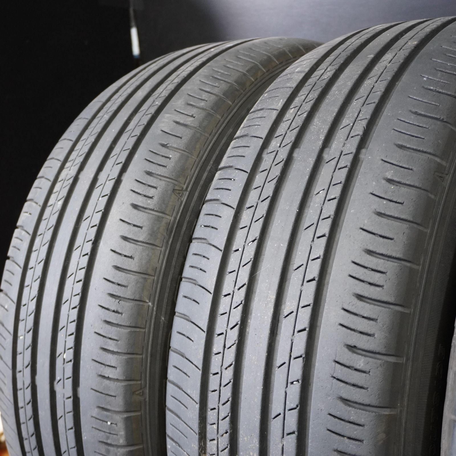 売切 溝あり ダンロップ グラントレック PT30 225 60R18 4本 ハリアー RAV4 エクストレイル等