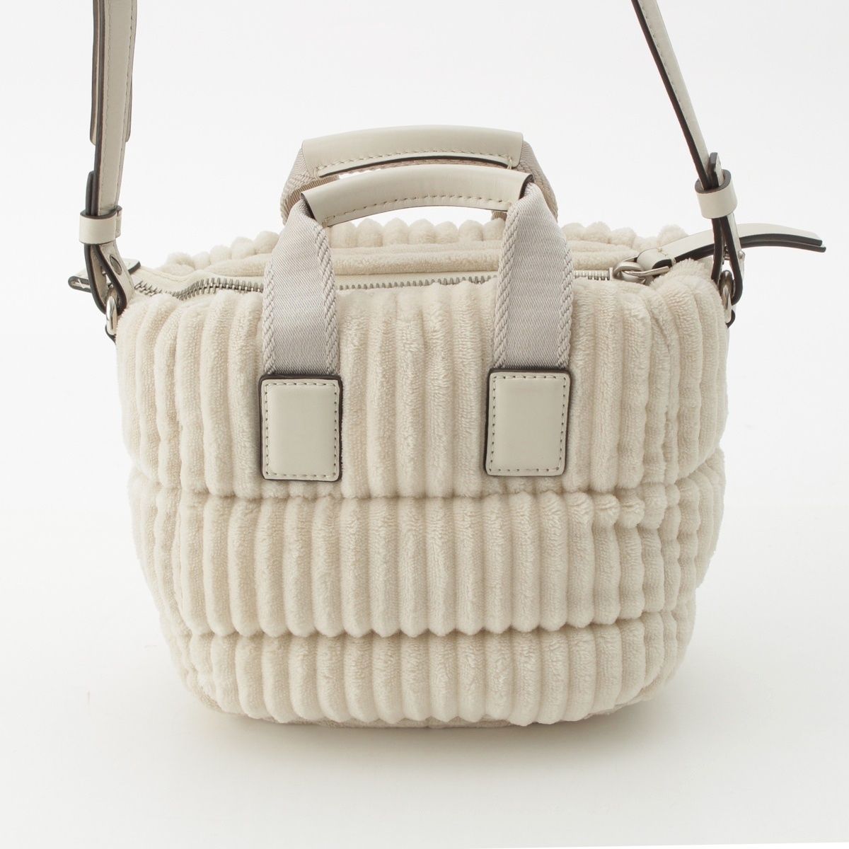 モンクレール マイクロカラドック ダウン 2WAY ハンドバッグ ショルダーバッグ アイボリー DECORATOM_COM_BR