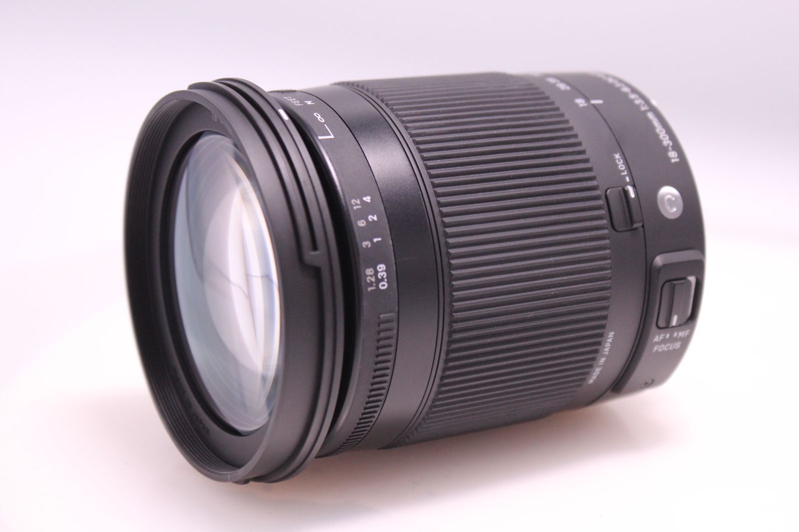 18-300mm F3.5-6.3