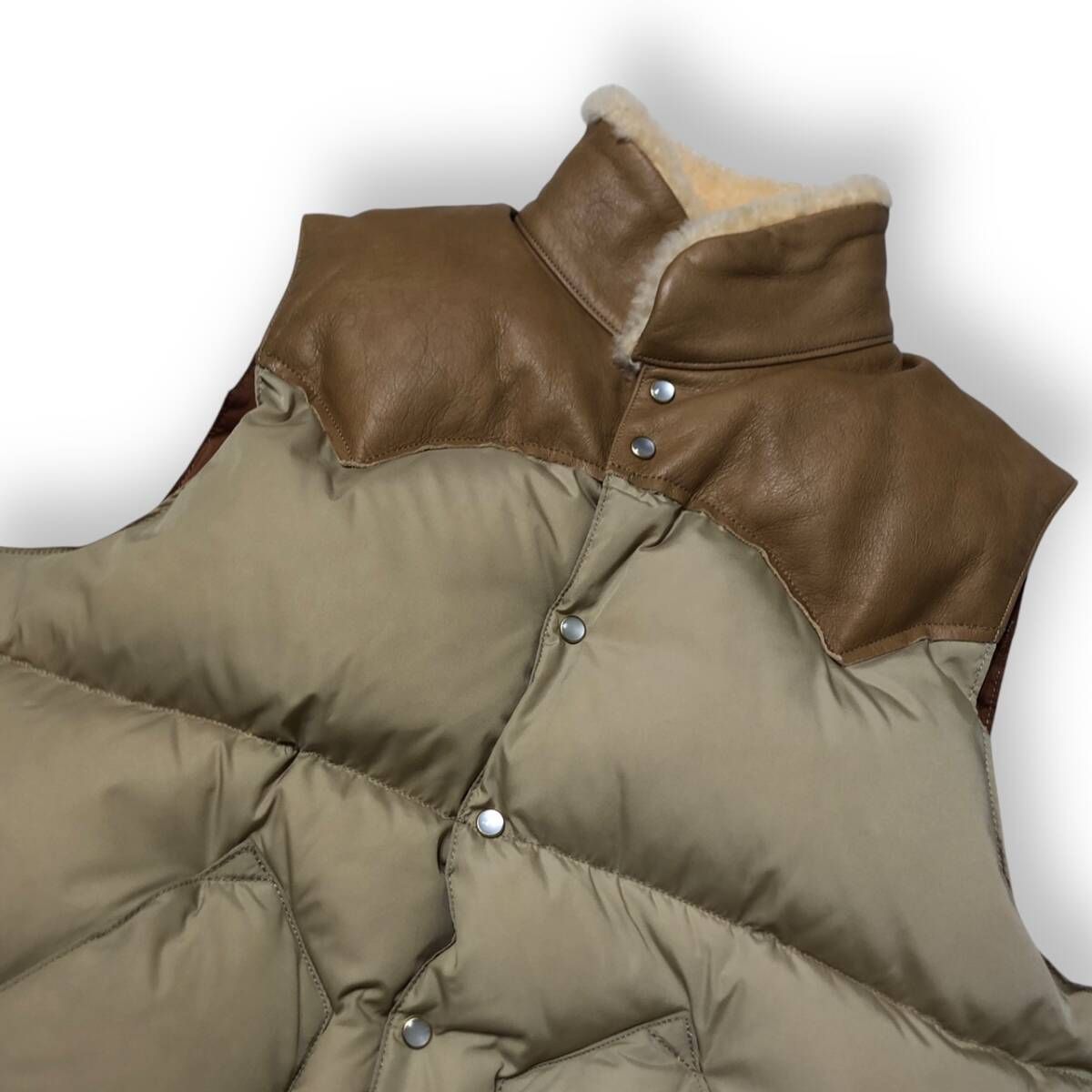 期間限定割引40%！ Rocky Mountain Featherbed Lot.200-222-02 CHRISTY VEST ダウンベスト ブラウン ベージュ サイズ40 ロッキーマウンテンフェザーベッド 全国送料無料！