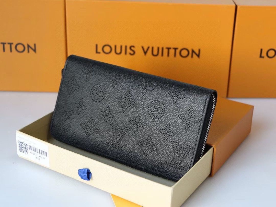 ルイ・ヴィトン Louis Vuitton M61299 Multicult Monogram Fuchsia Round Zipper