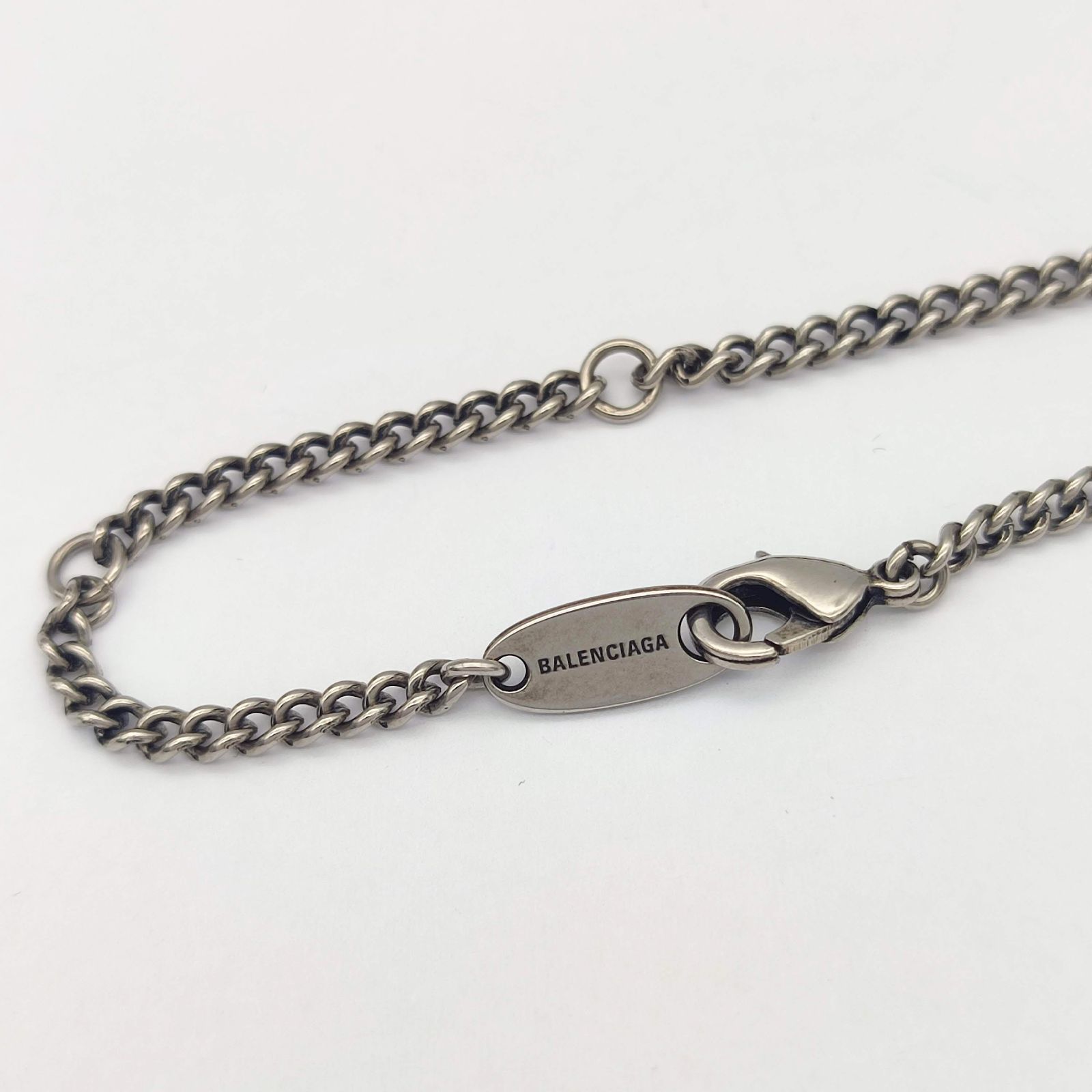 超美品】BALENCIAGA バレンシアガ BBアイコンネックレス ロゴ 超美品】BALENCIAGA バレンシアガ BBアイコンネックレス ロゴ