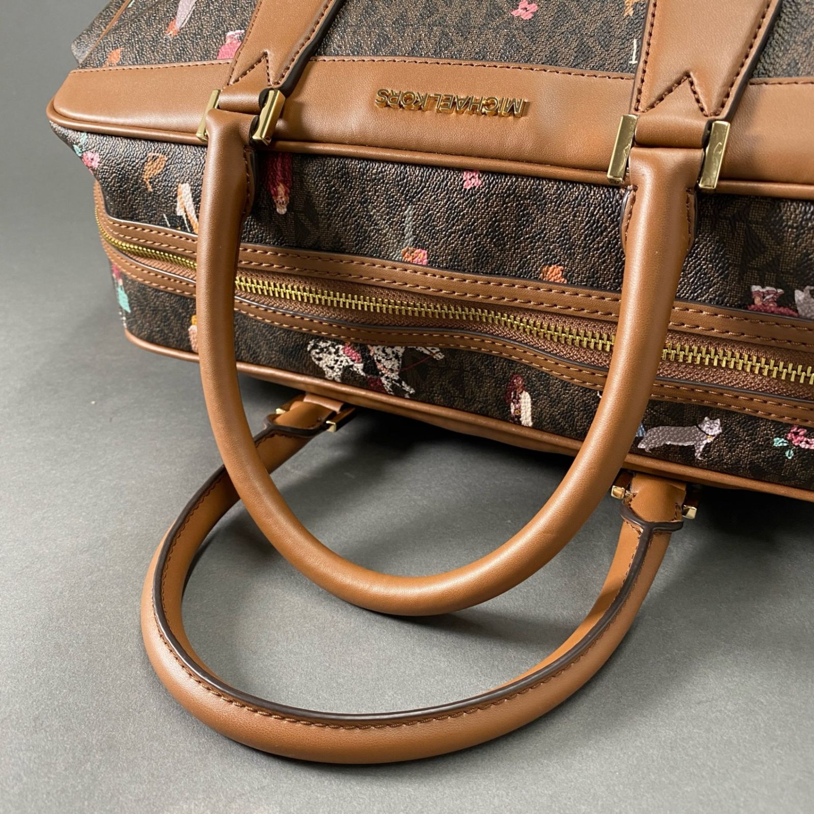 Gc1 《美品》 MICHAEL KORS マイケルコース トップ ジップ 