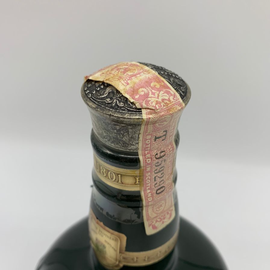 シーバスブラザーズ ロイヤル サルート 21年 緑陶器 700ml【J1