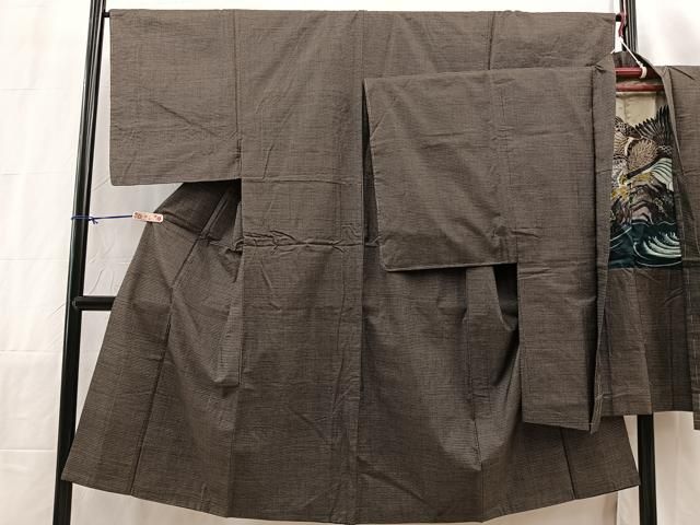 平和屋着物男性　本場大島紬　アンサンブル　100亀甲　羽裏：鷹　証紙付き　正絹　逸品　BAAN7002hz