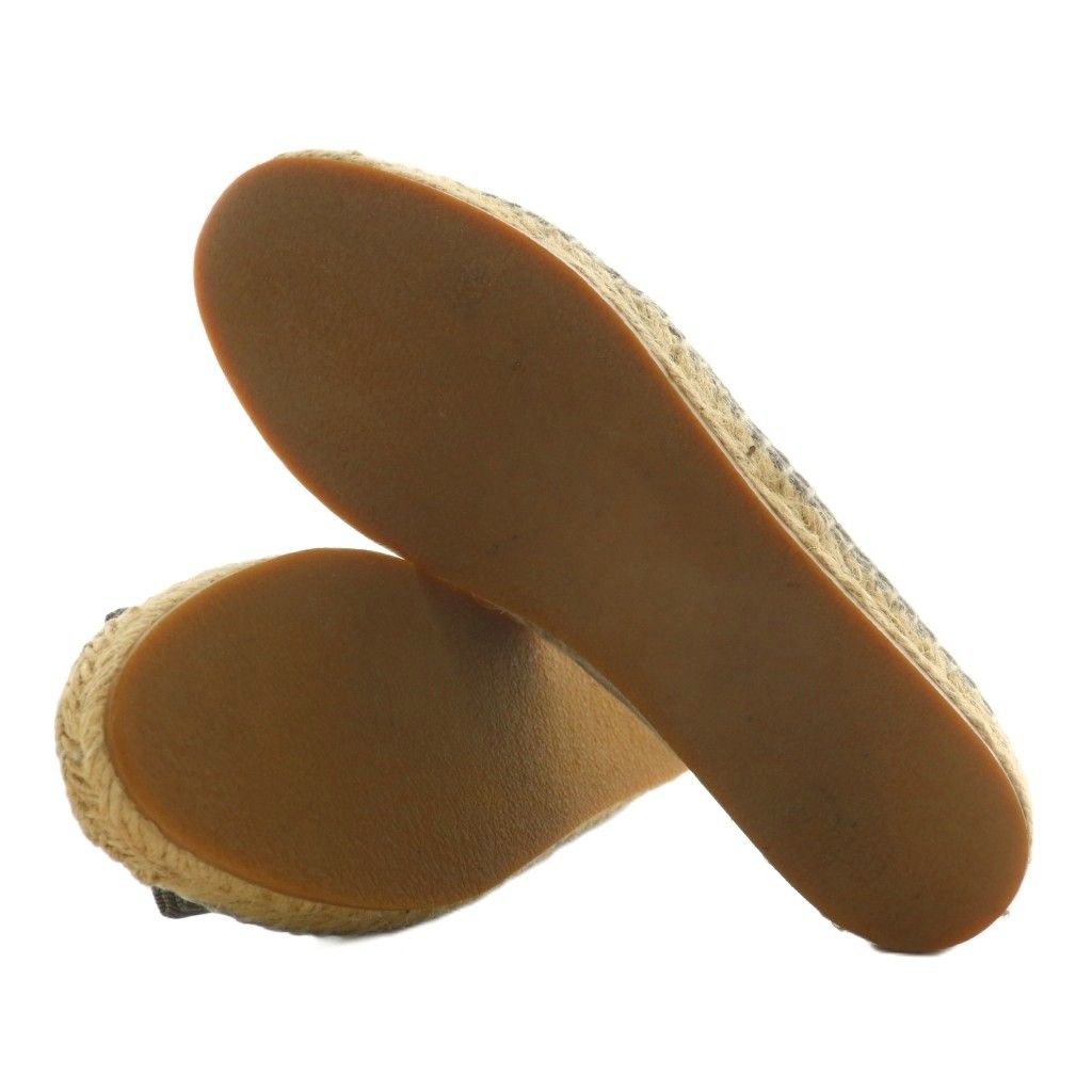 エスパドリーユ