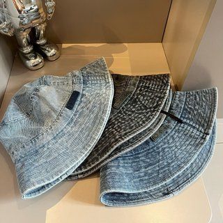 LV のデニムフィッシャーマンハット