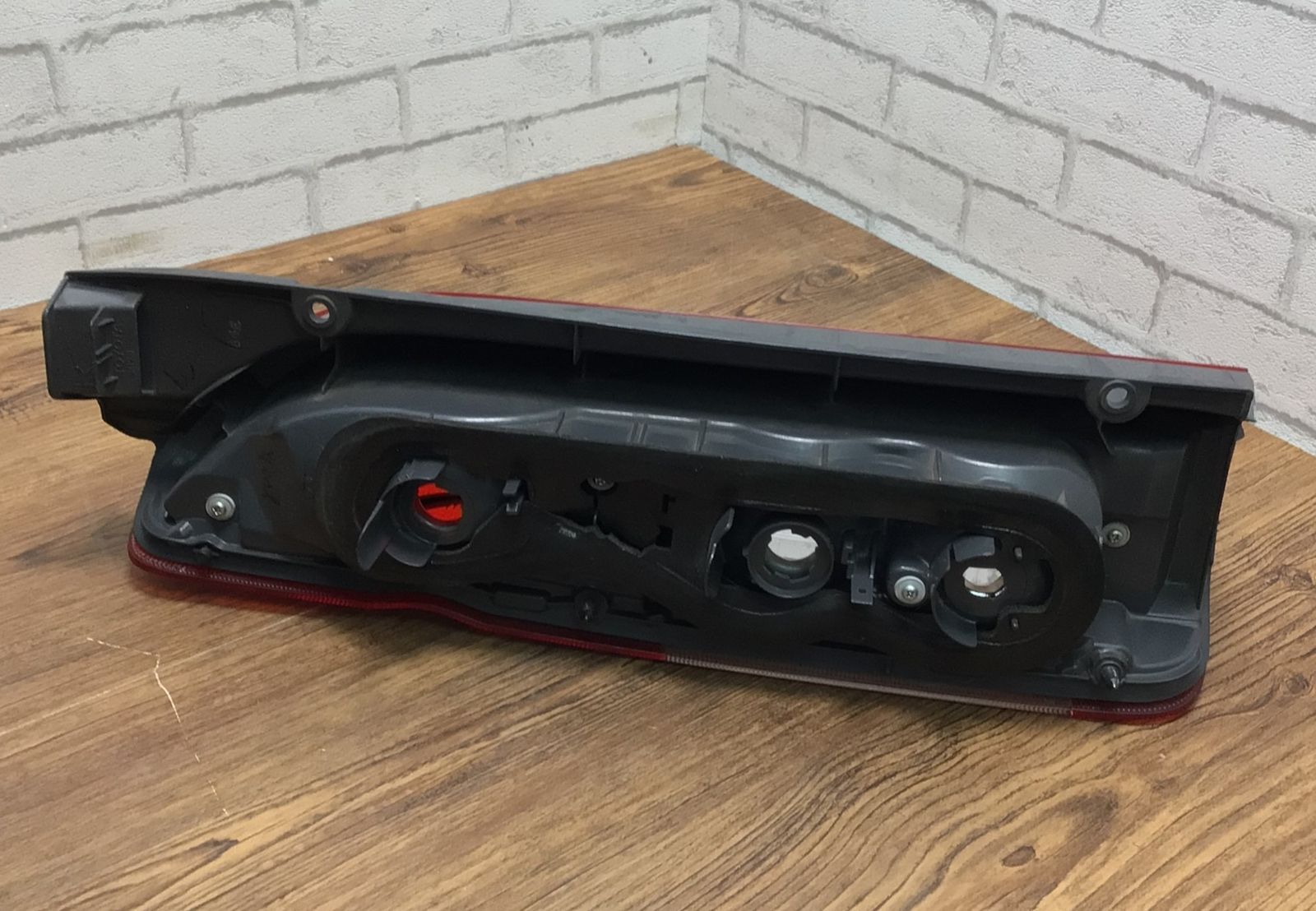 トヨタ　ハイエース　テールランプ　純正　PA6-TD35 トヨタ ハイエース テールランプ 純正 PA6-TD35 楽天市場