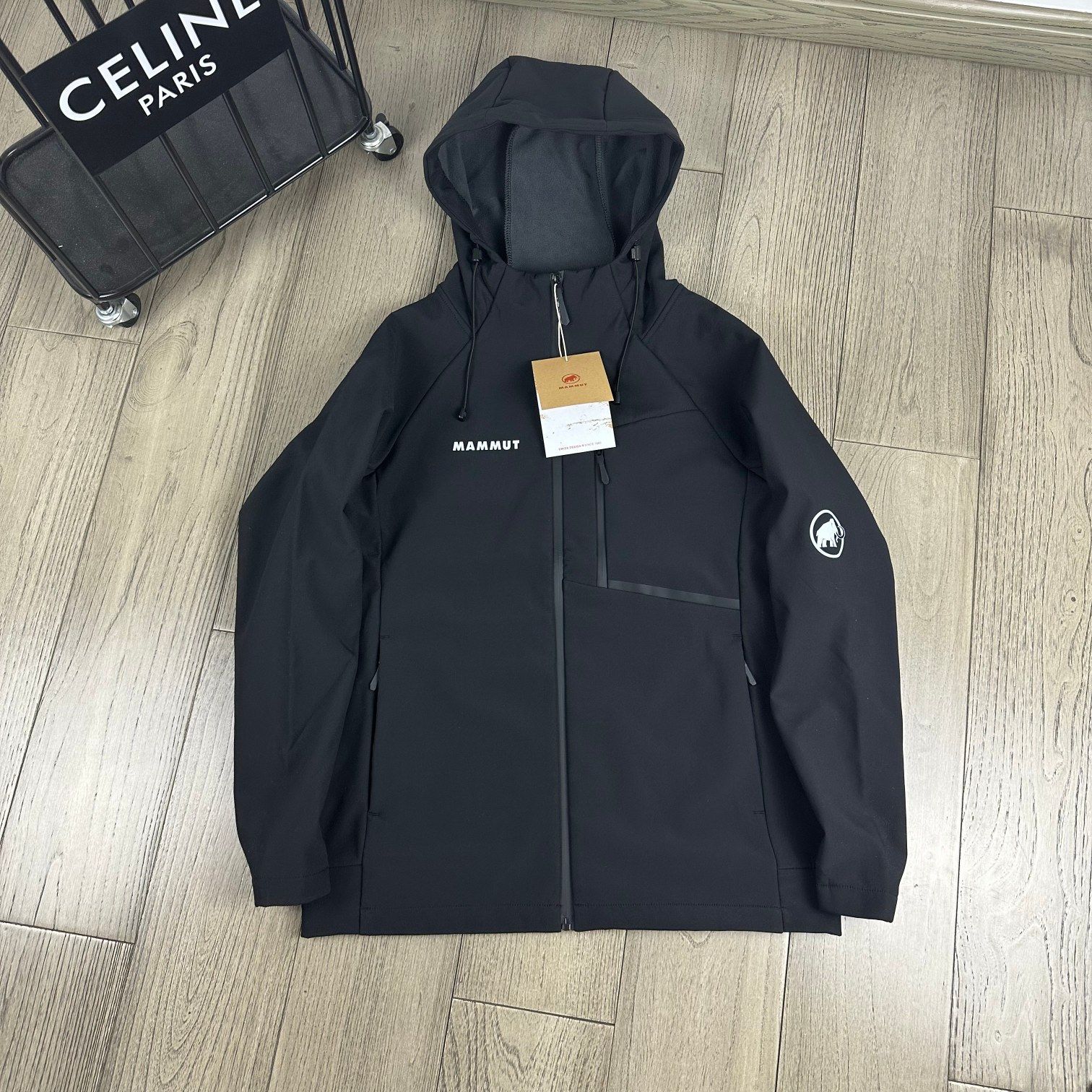 MAMMUT