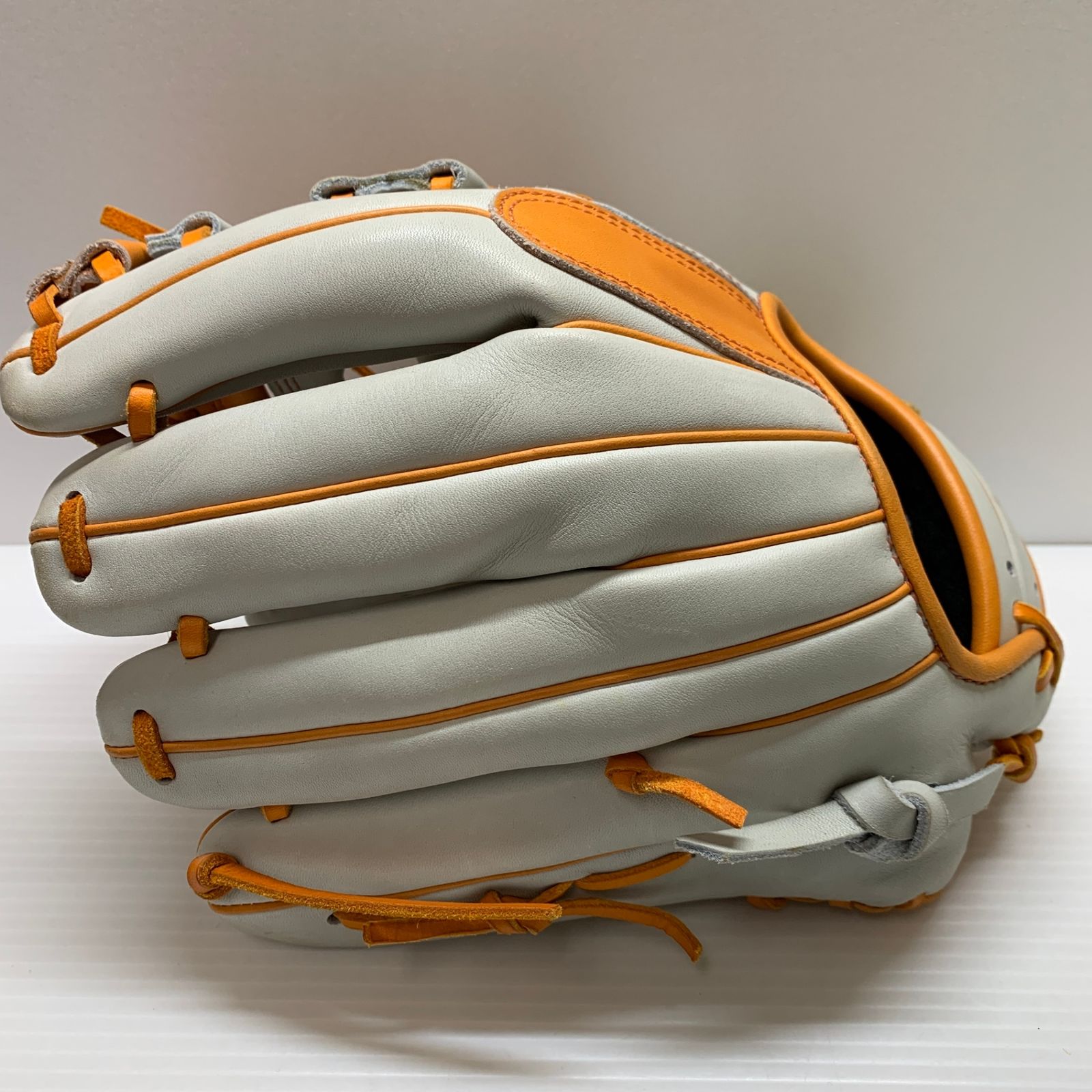 中古品 ゼット ZETT プロステイタス オーダー 軟式 内野手用グローブ BRGPRO 刺繍入り 4255 中古品 ゼット ZETT プロステイタス オーダー 軟式 内野手用
