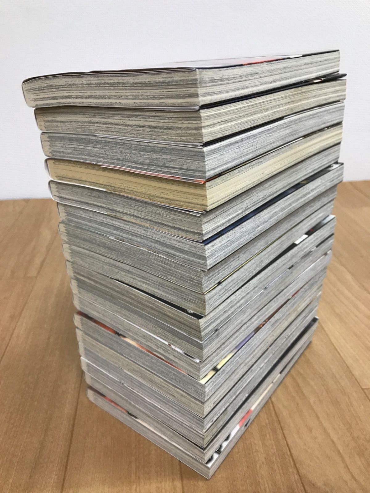 進撃の巨人 1巻～34巻 全巻セット ➕　2冊　諌山創 ☆進撃の巨人 1巻～34巻 全巻セット 諌山創 《IT30B》 - メルカリ