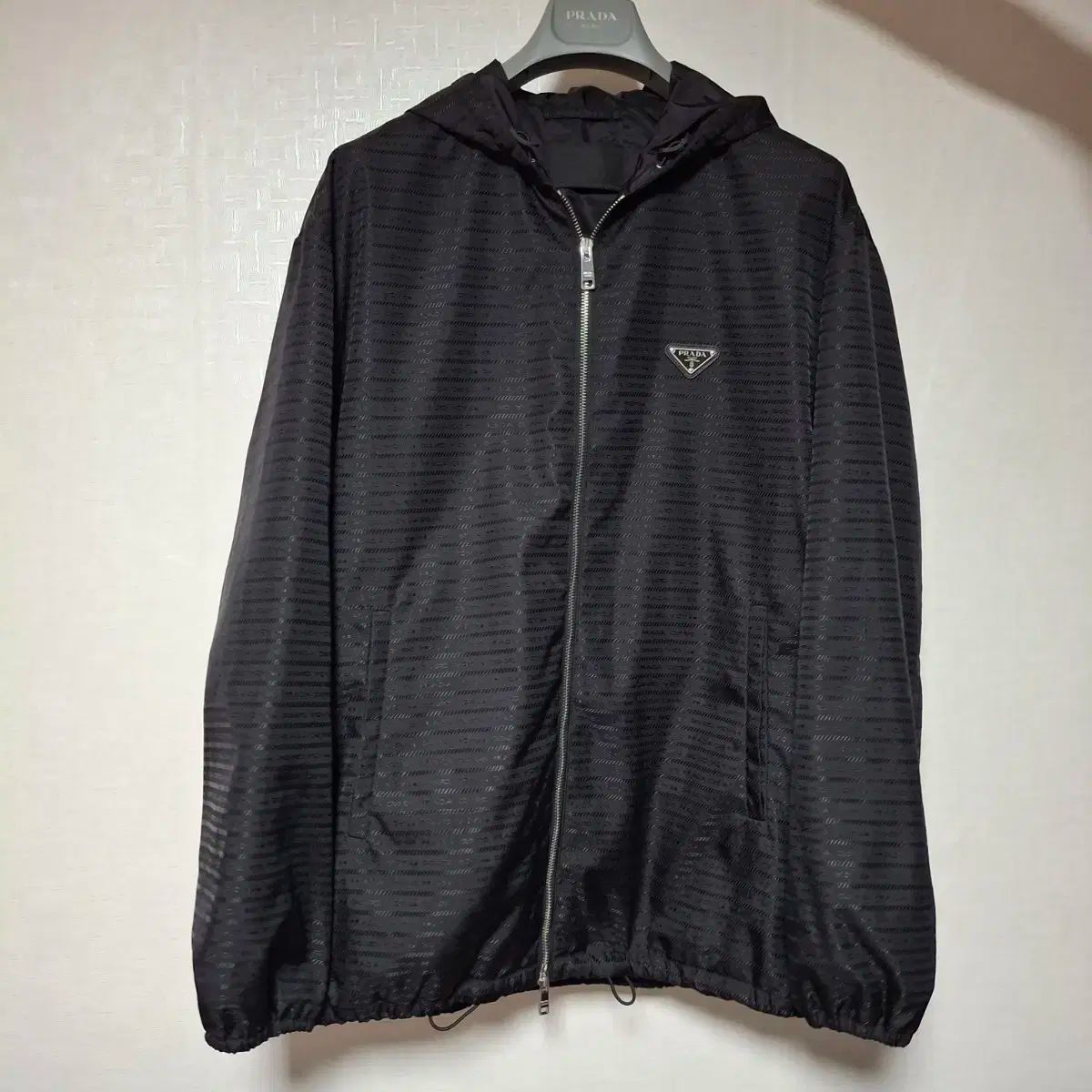 NFC PRADA プラダ リナイロン フードジャケット