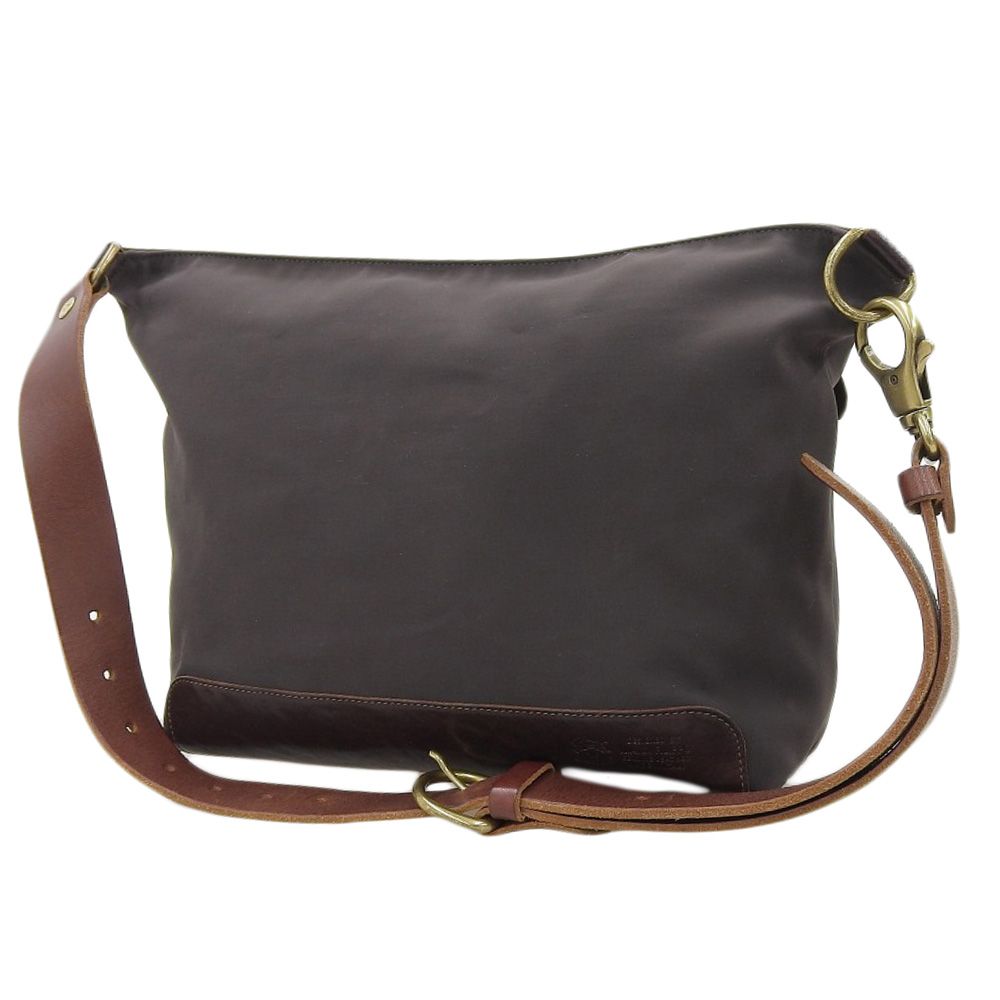 超美品 イルビゾンテ IL BISONTE 現行ロゴ レザー ナイロン ショルダー