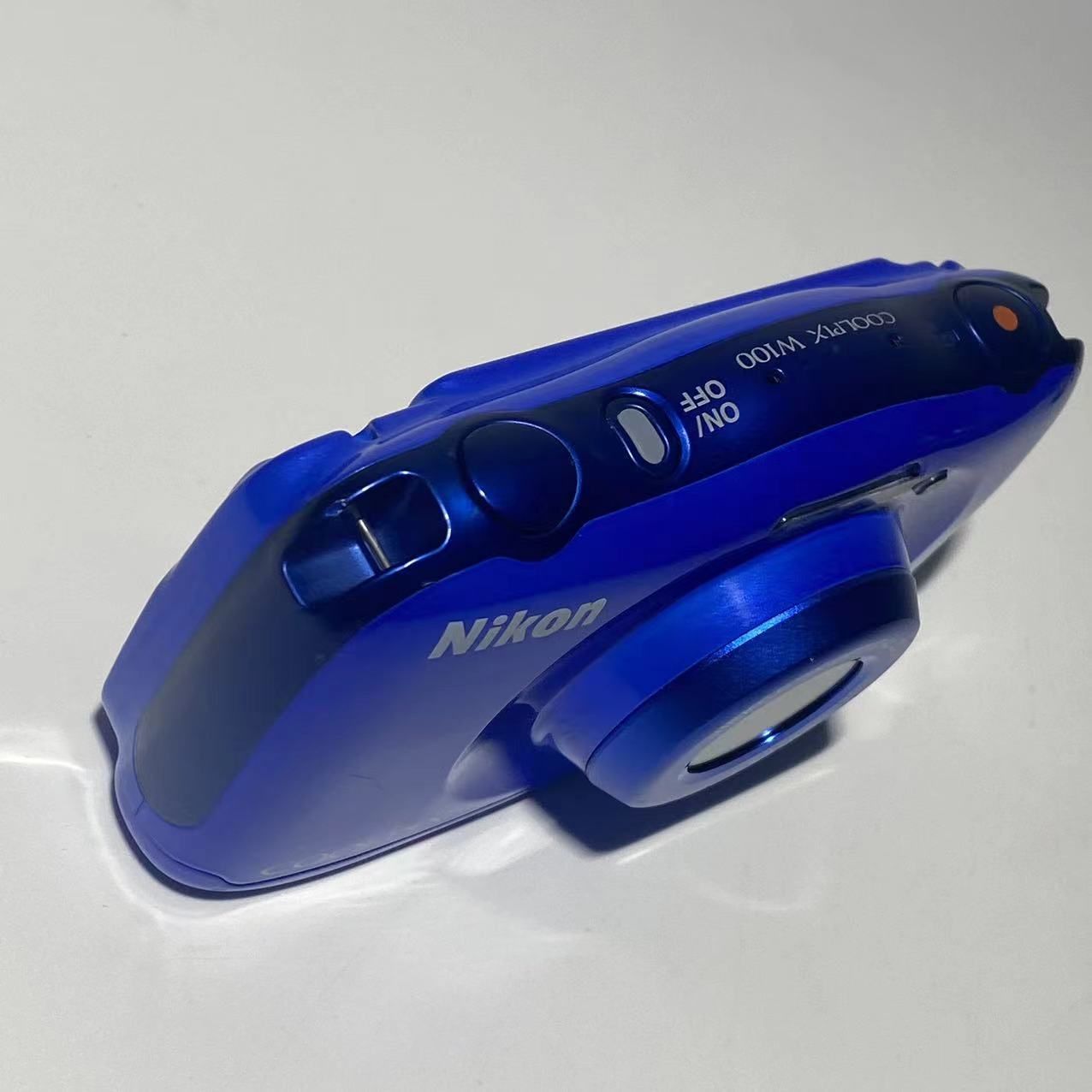 Nikon Coolpix W100 防水デジカメ ブルー バッテリー付き ☆美品 Nikon Coolpix W100 防水デジカメ ブルー バッテリー付き ☆美品