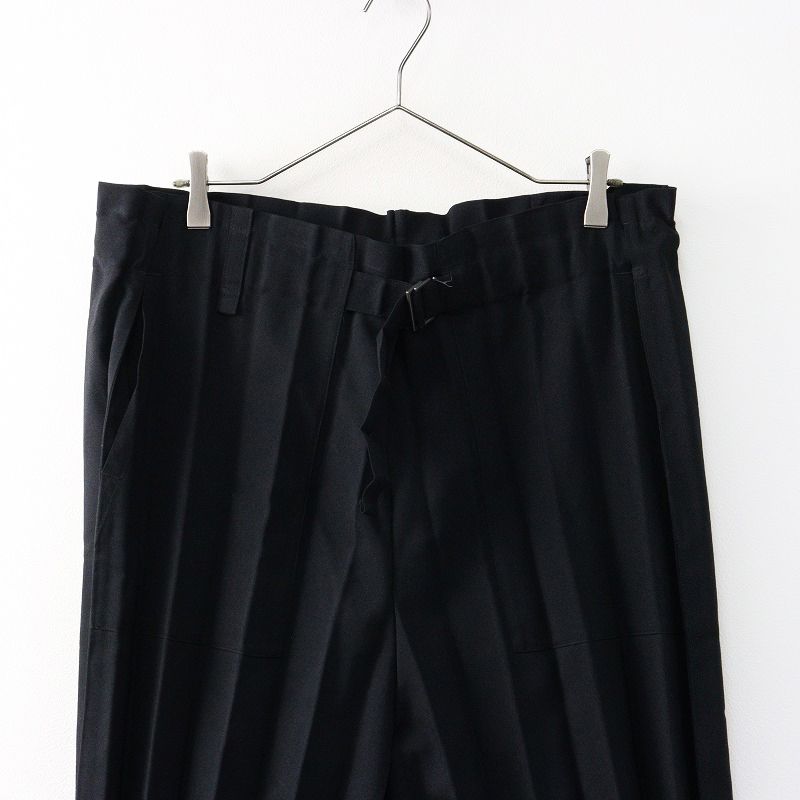 2022SS ミー イッセイミヤケ me ISSEY MIYAKE ストレッチプリーツ  