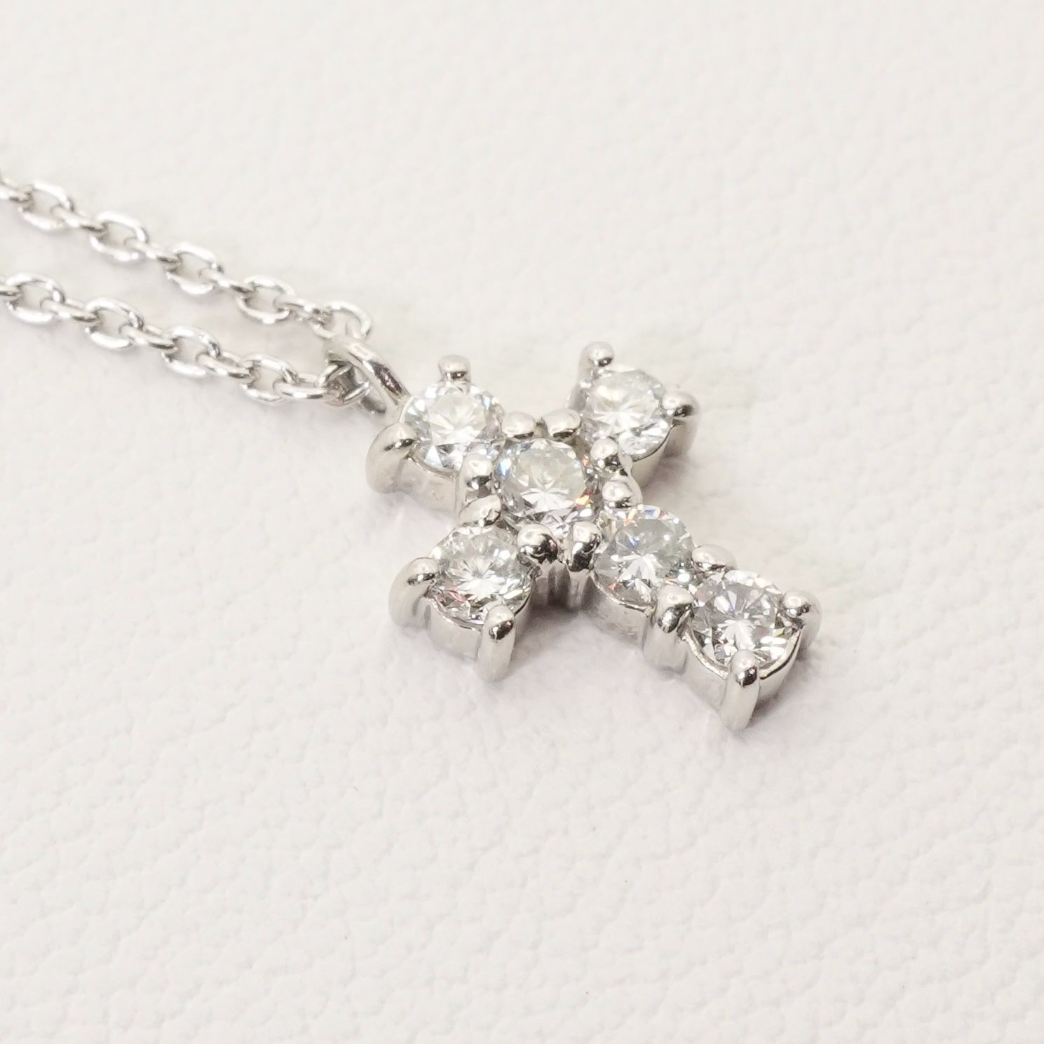 ヴァンドーム青山 0.18ct クロス ダイヤ ネックレス/24-4880 - メルカリ 