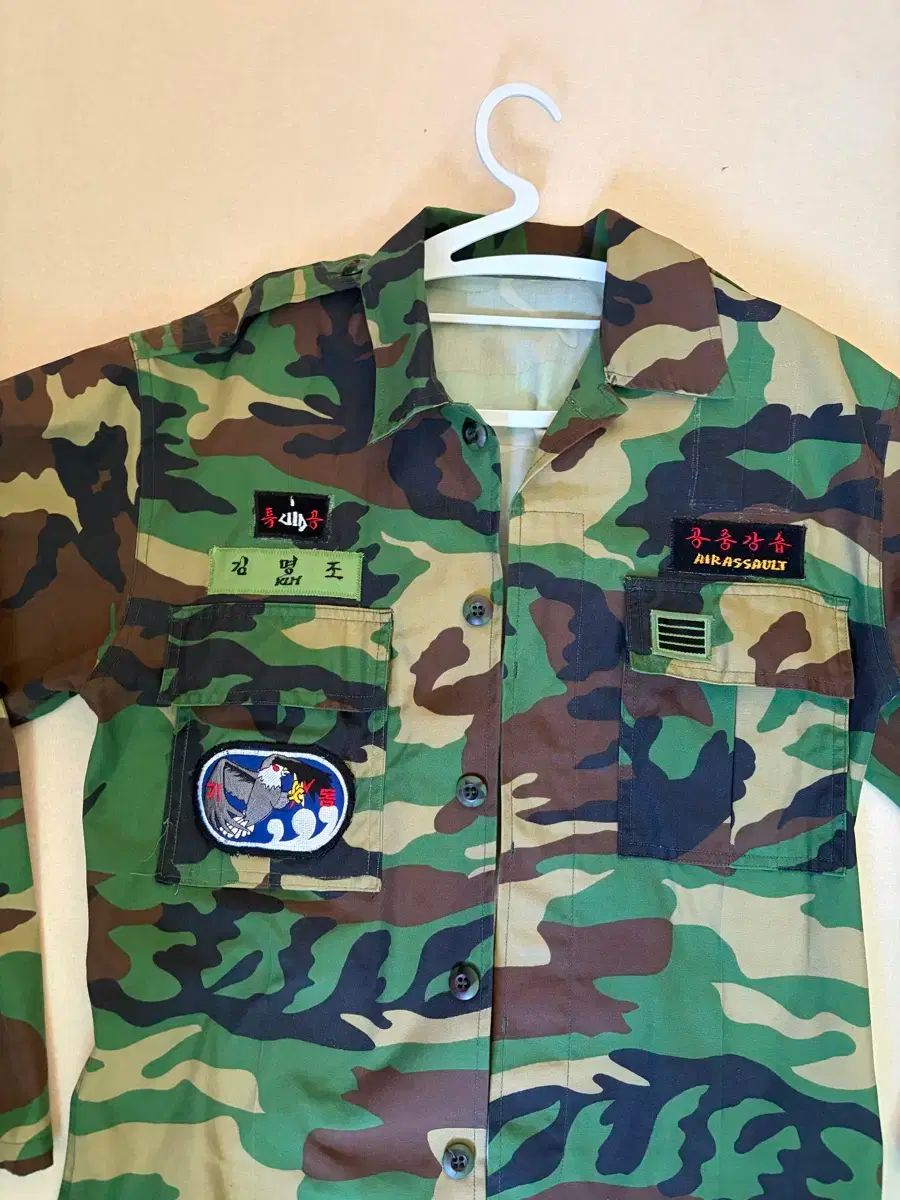 欲しいモノを一括サーチ。 軍服 旧モデル 迷彩 柄 軍服 上下セット マウンテンパーカー セット 驚くほどの