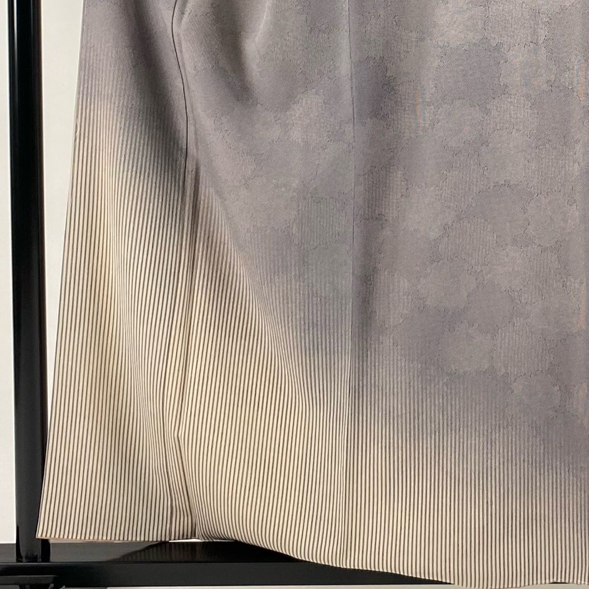 付下げ 身丈158cm 裄丈66cm M 袷 鮫 縦縞 灰紫 正絹