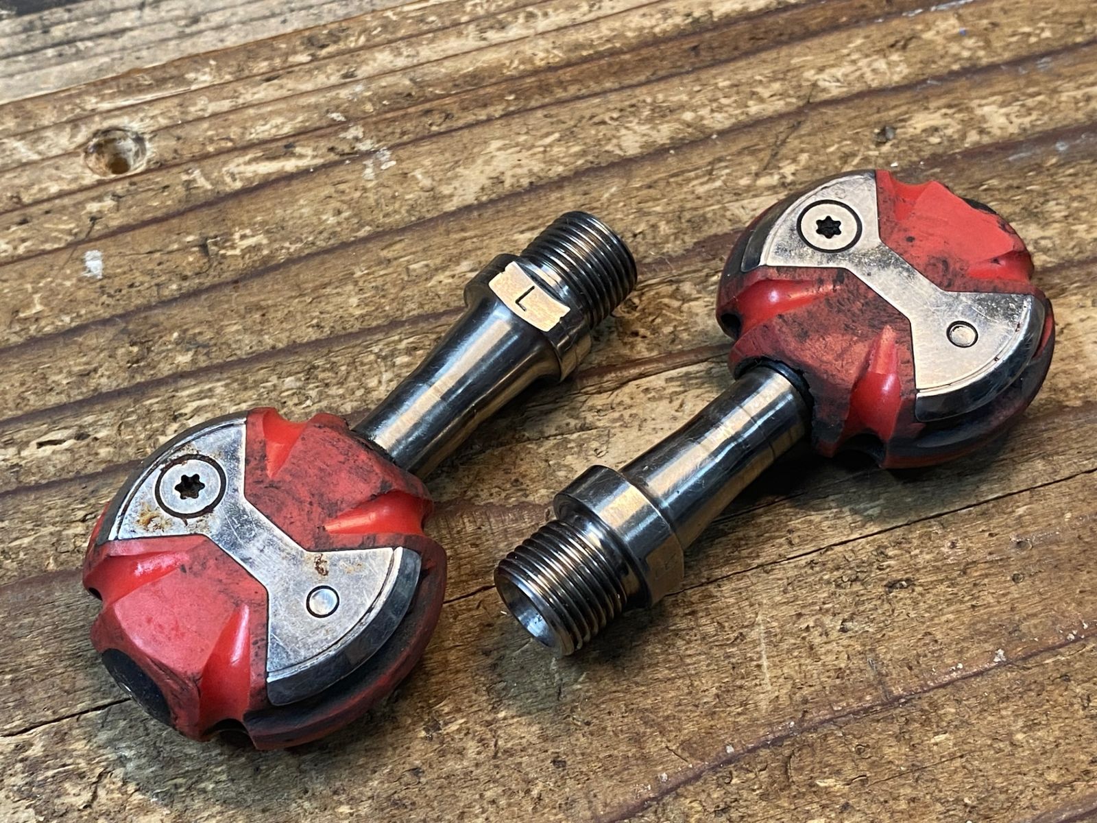 IV192 スピードプレイ SPEEDPLAY ビンディングペダル 赤 チタンシャフト シャフトガタ大 ジャンク