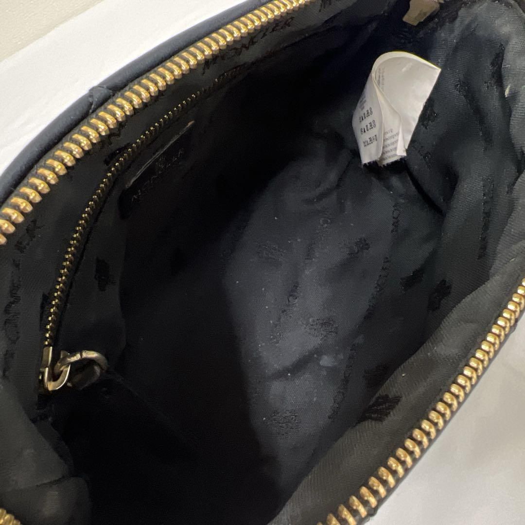 モンクレール レザーポーチ