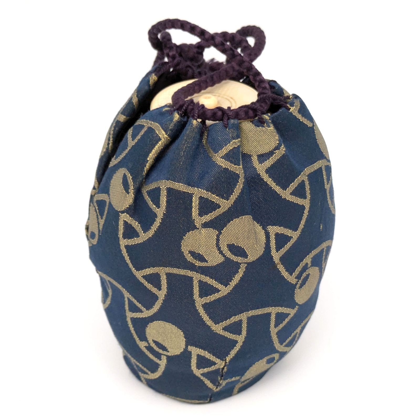 桶谷定一 大海茶入 仕覆 亀甲龍紋緞子 茶道具 共箱 茶入 新品 未使用 保管品 桶谷定一 大海茶入 仕覆 亀甲龍紋緞子 茶道具 共箱 茶入 新品