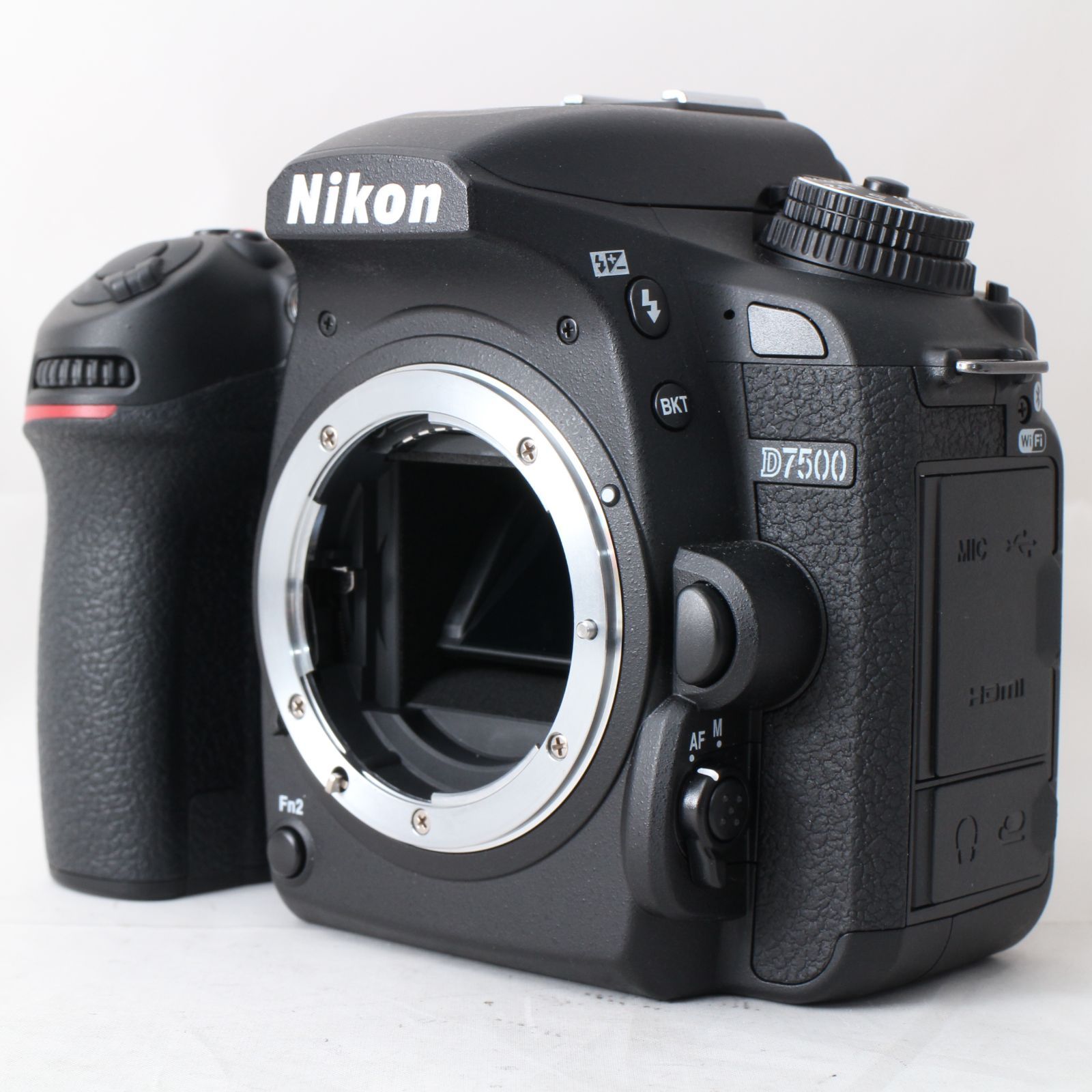 ☆美品☆Nikon ニコン デジタル一眼レフカメラ D7500 ボディ ブラック #6677 - メルカリ