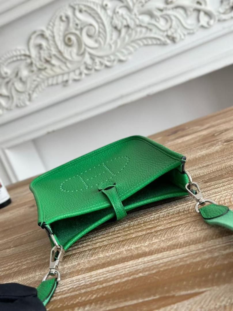 TPM ショルダーバッグ