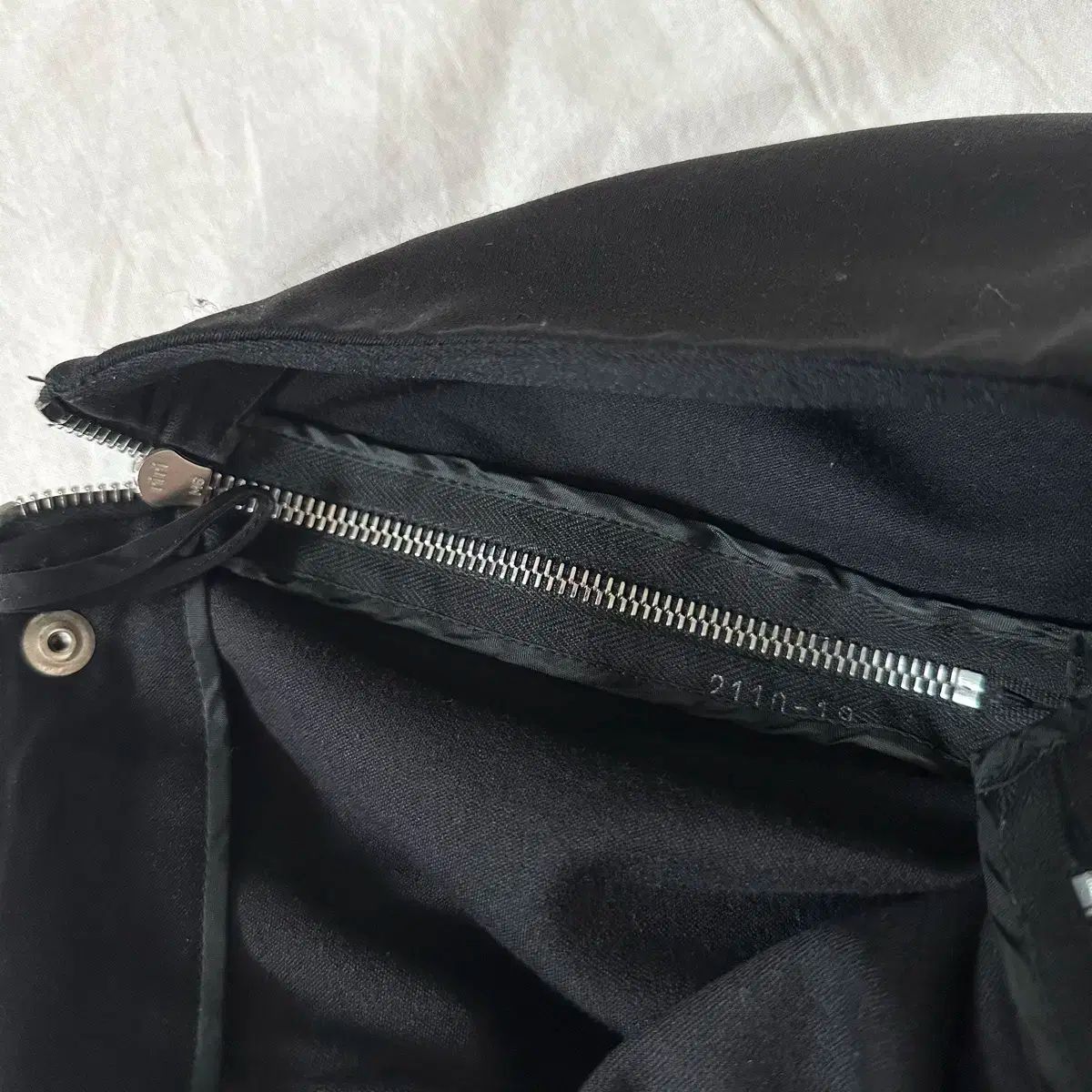 noble 人気商品 カーブシルエットパンツ ホワイト 38 noble 《一部店舗