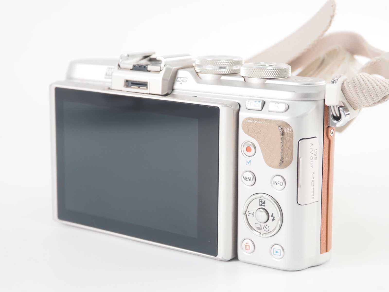 OLYMPUS PEN E-PL8 ブラウン ダブルズームキット Amazon | OLYMPUS