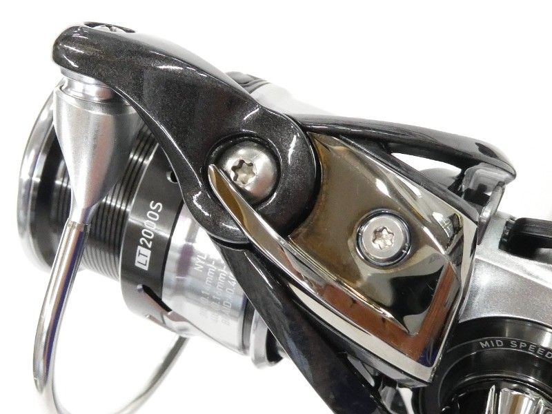  ダイワ 18カルディア LT 2000 S 01- スピニングリール リール