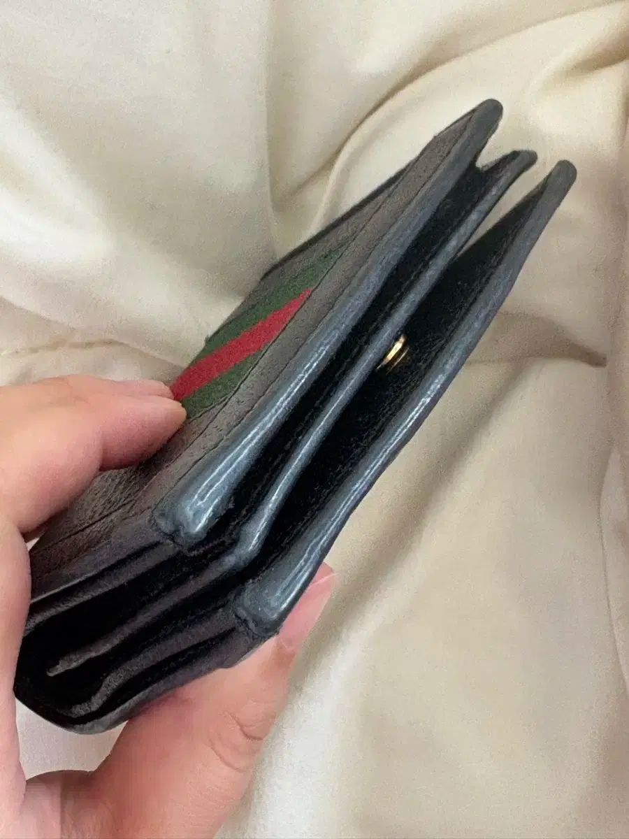 GUCCI グッチ