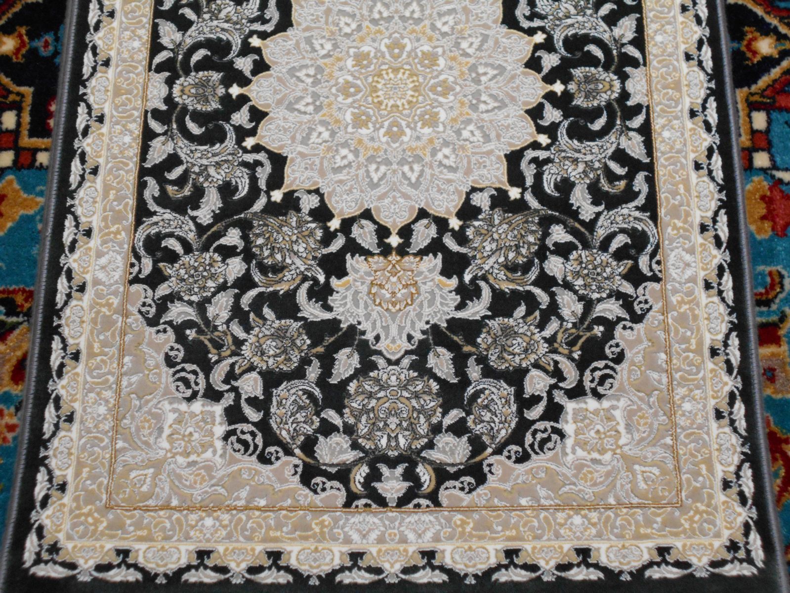 144万ノット、立体柄 !本場 イラン産 絨毯!60×90cm-42001-