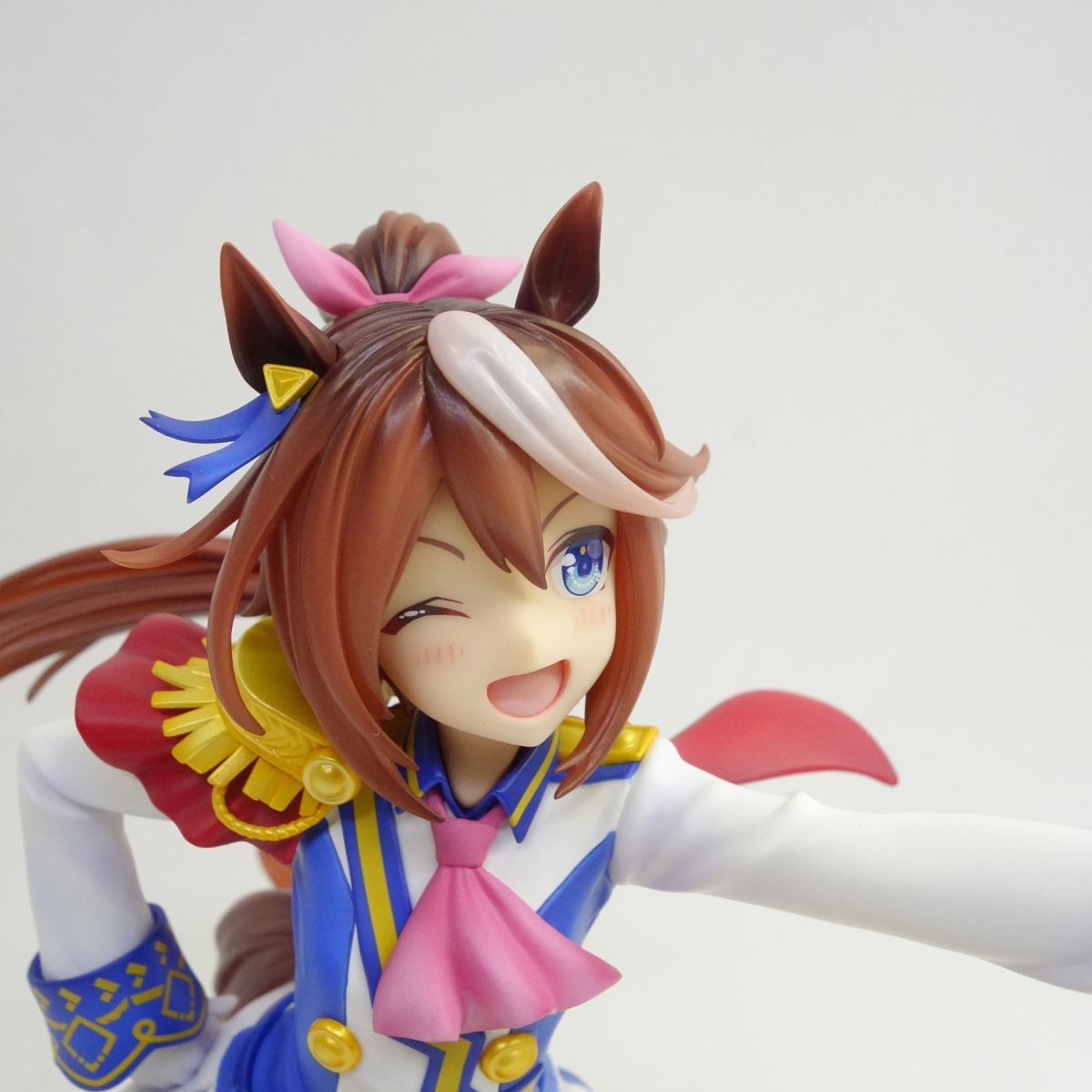 トウカイテイオー ウマ娘 フィギュア コトブキヤ 表情パーツ付き