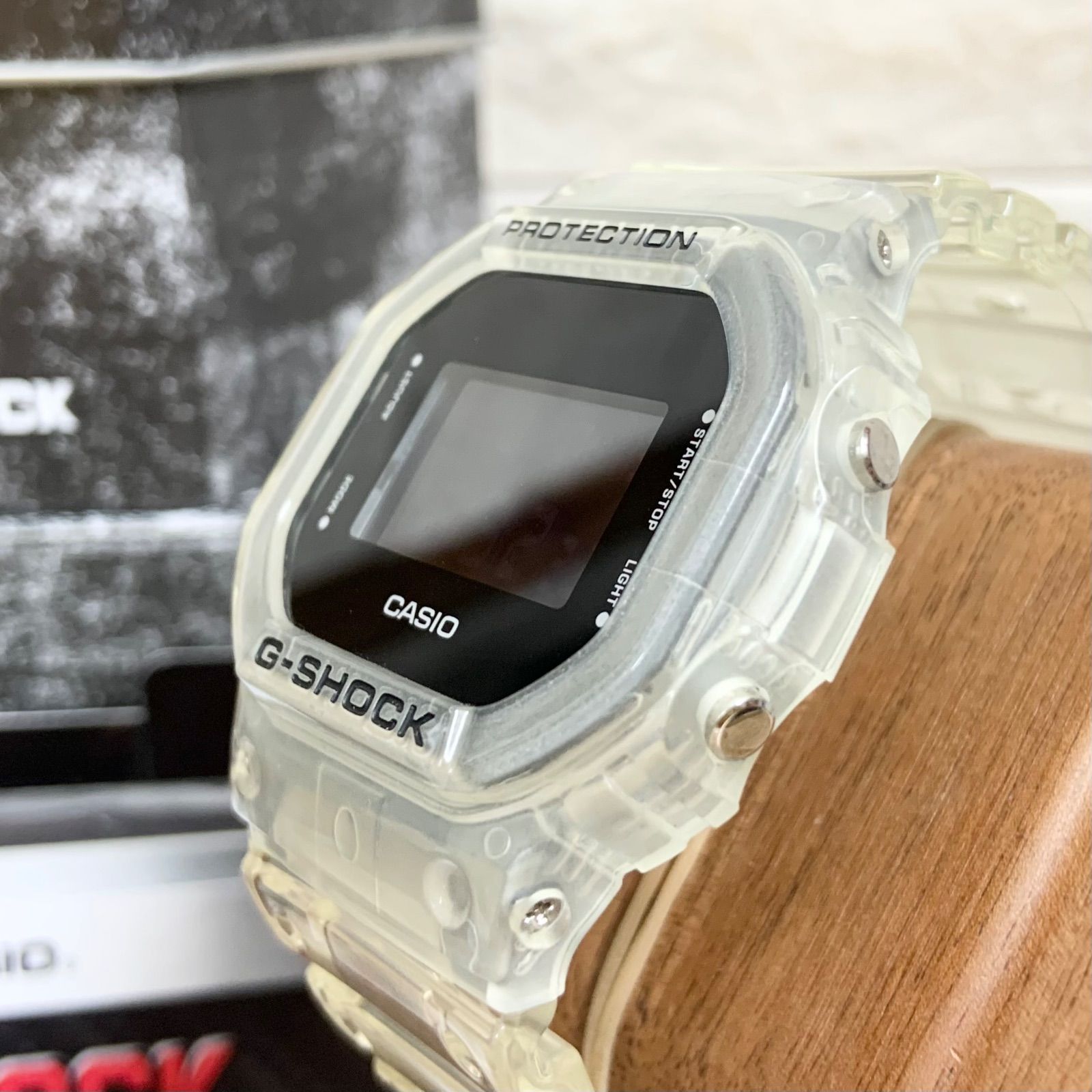 美品】CASIO カシオ G-SHOCK クリア スケルトン DW-5600SKE 箱 取説あり 腕時計 - メルカリ