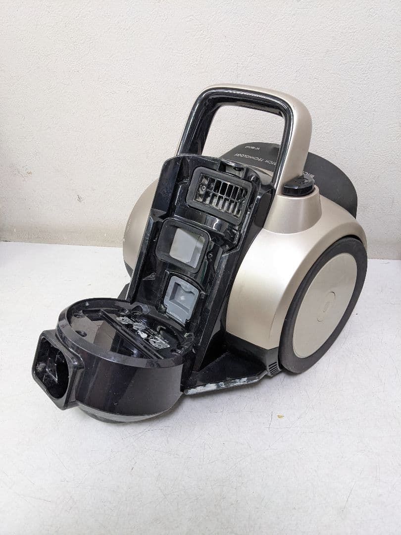 TOSHIBA キャニスター掃除機 VC-BK550 TOSHIBA キャニスター掃除機 VC