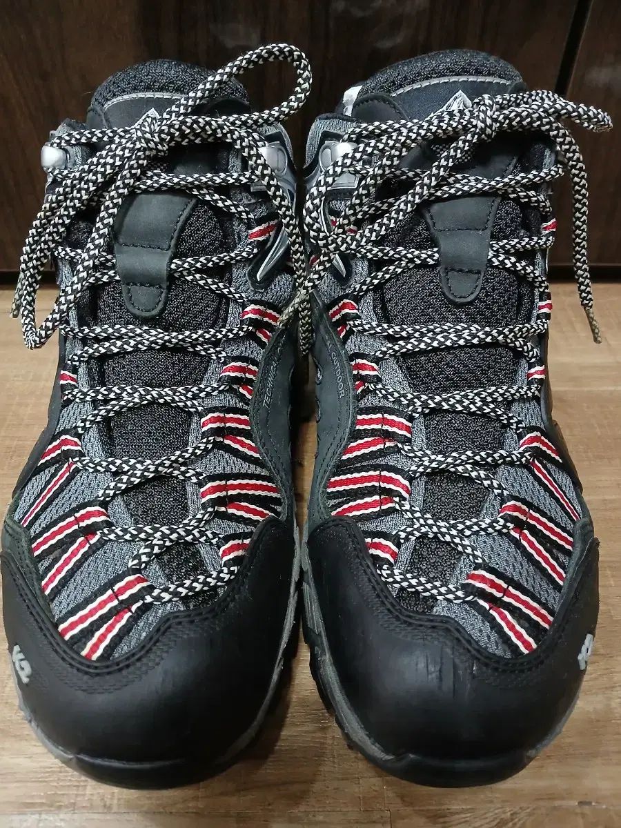 登山靴