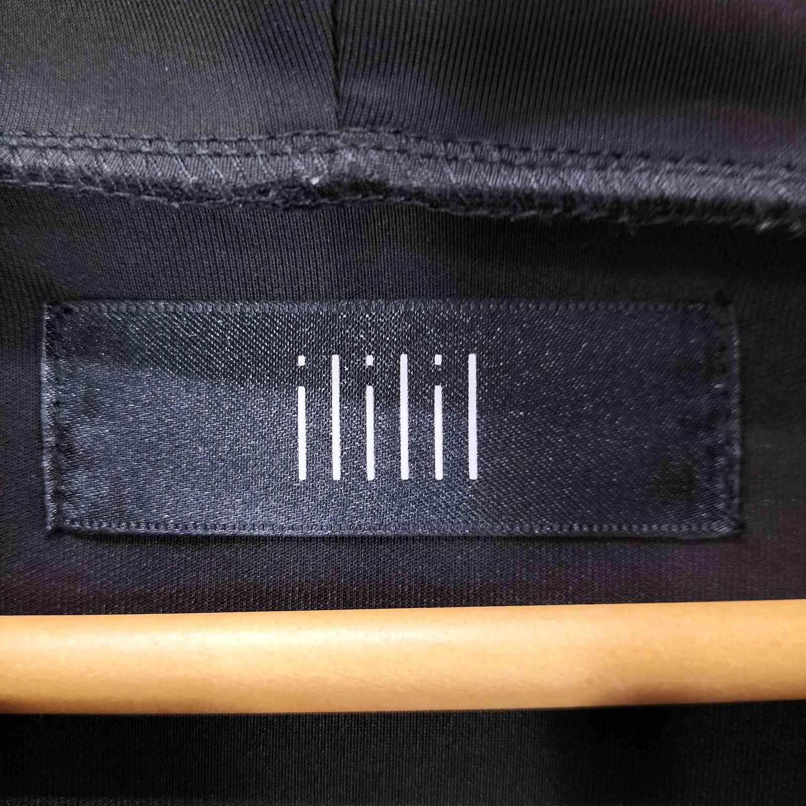 USED古着(ユーズドフルギ) ililil サイバージャージパーカー レディース 表記無  中古 古着 1242 ilililサイバージャージパーカー ジャージ - メルカリ
